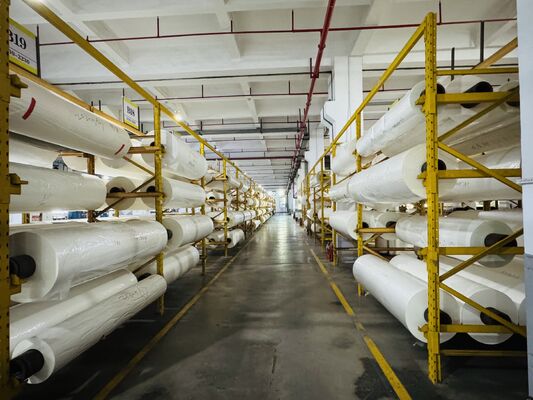 Прозрачная пленка для термоламинирования ПЭТ длиной 0-6000 м и блеском более 90°