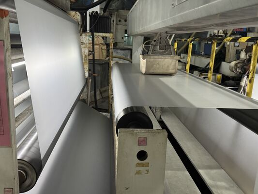 Настраиваемая матовая ламинирующая пленка для маркировки с универсальным применением и устойчивостью к ультрафиолету воды