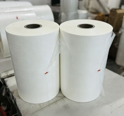 Водостойная и ультрафиолетоустойчивая матовая ламинированная пленка с двойной стороной корональной обработки и толщиной 17-45 микронов для повышенной долговечности