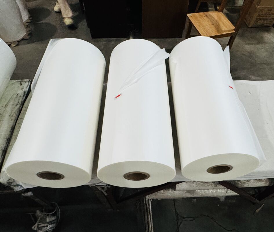 Премиальная матовая ламинационная пленка с возможностью персонализации этикеток, длительным сроком хранения и безупречным покрытием для усиленной защиты