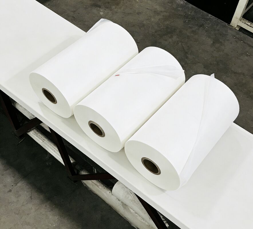 Матовая пленка для ламинирования книг с более чем 12-месячным сроком годности и скоростью ламинирования до 400 м/мин